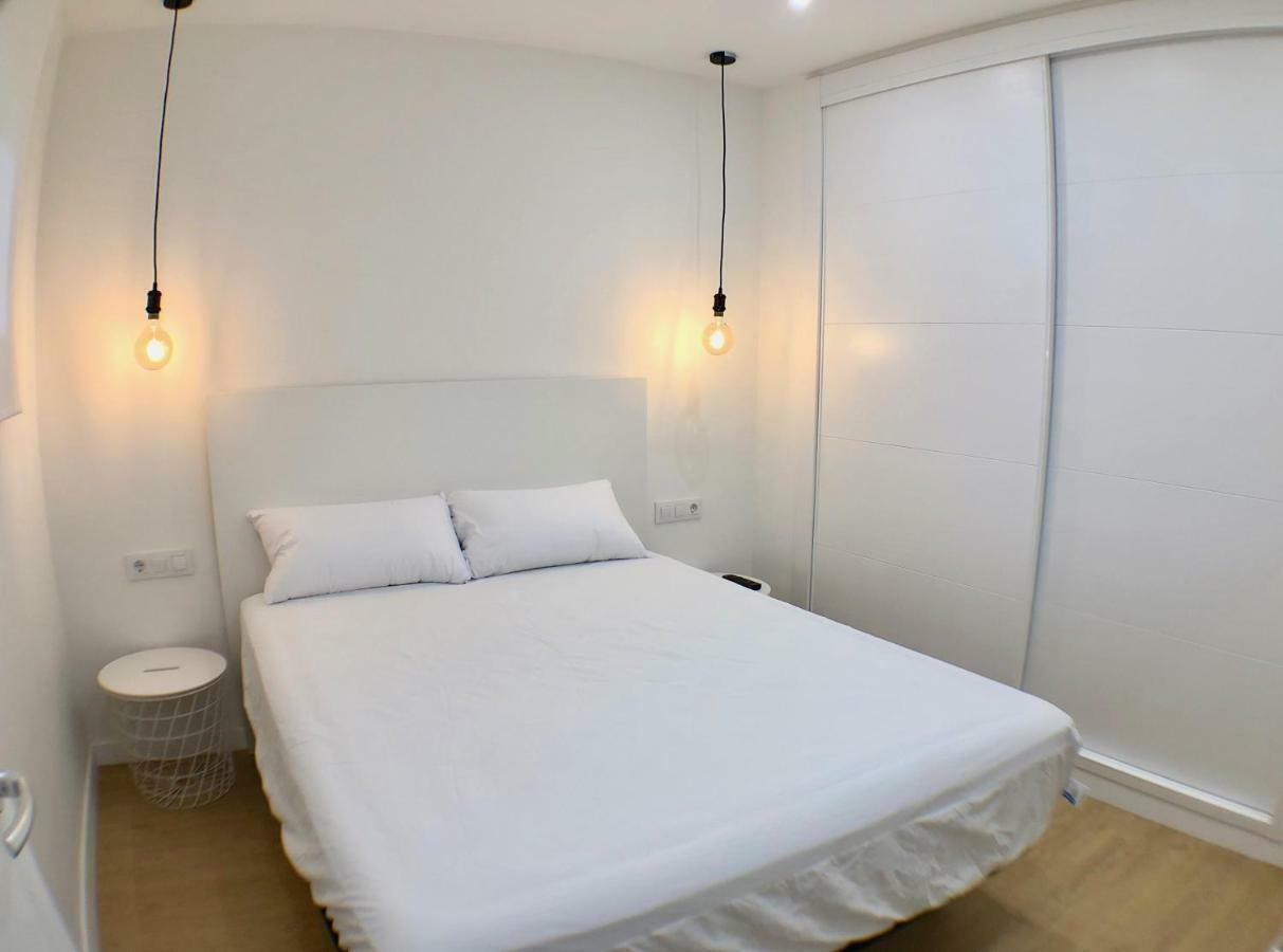 Apartamento Moderno Nautilus Apartment ซาลอว์ ภายนอก รูปภาพ